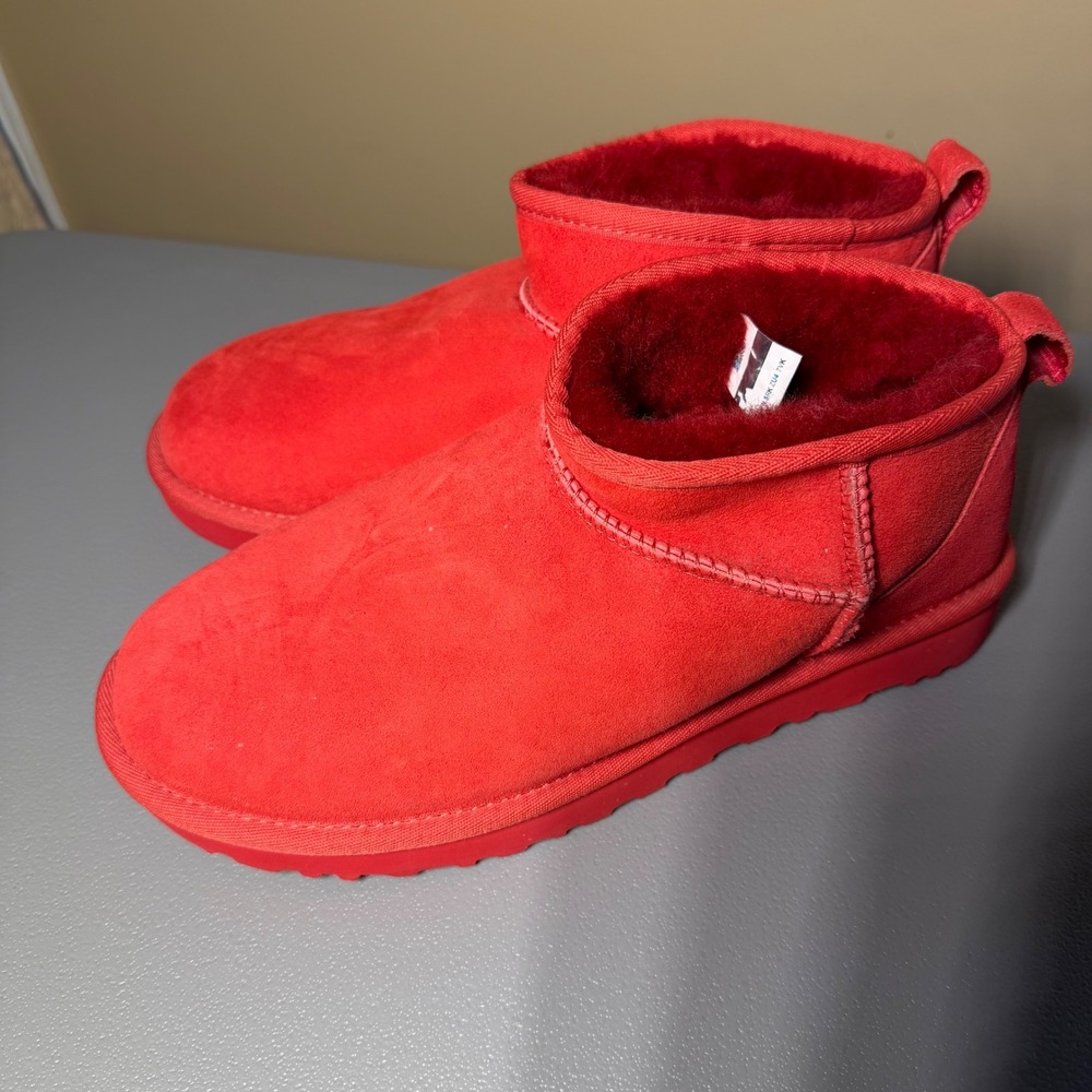 UGG Classic Ultra Mini Red Suede Ankle Boots 1116109 Womens Size 9